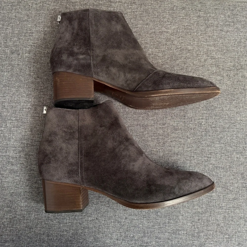 Rag & Bone Grey Suede Wesley Booties 10.5 Zipper Block Heel Almond Toe Neutral